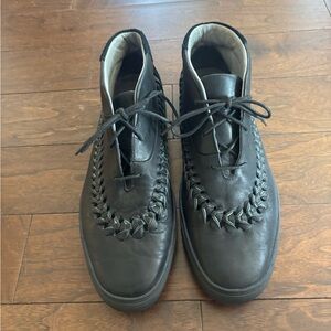 Men's Black Woven Leather Lace-Up Shoes